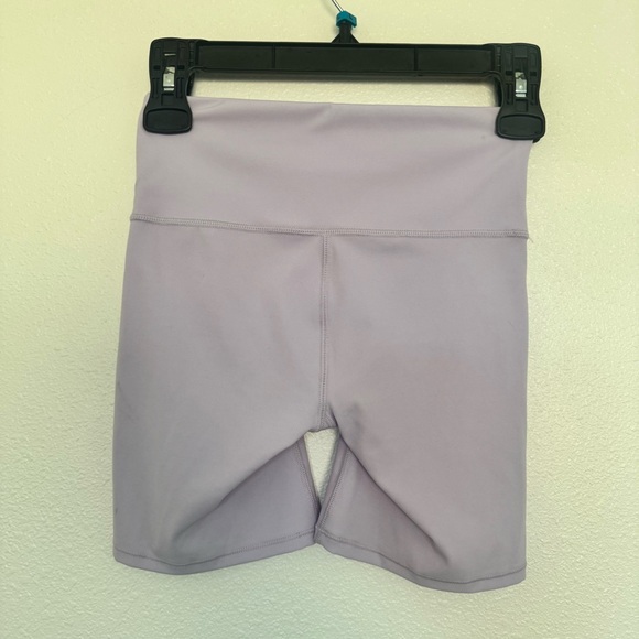 SKIMS Fits Everybody High Waisted Bike Shorts Lily Lavender XS Athleisure - Picture 3 of 5